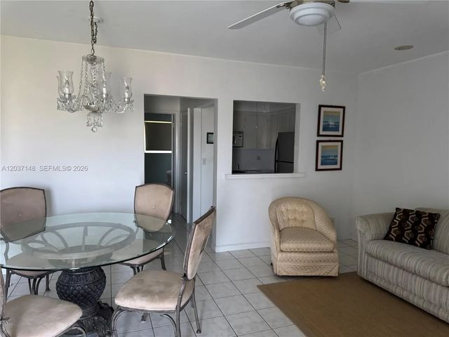 2 of 5 - 801 Atlantic Shores Boulevard #207, Hallandale Beach, FL