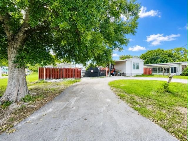 2 of 25 - 2908 Se 37th Avenue, Okeechobee, FL