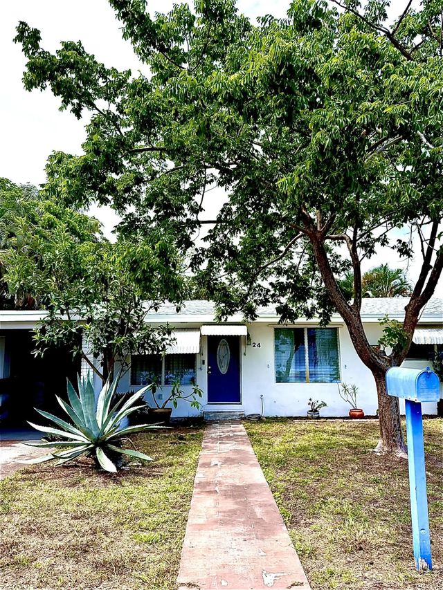24 Sw 12th Street, Dania Beach