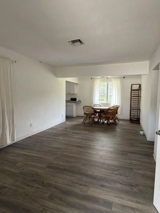 4 of 21 - 24 Sw 12th Street, Dania Beach, FL