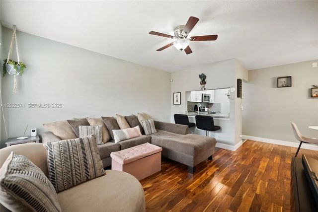 5 of 23 - 10049 Winding Lake Road #202, Sunrise, FL