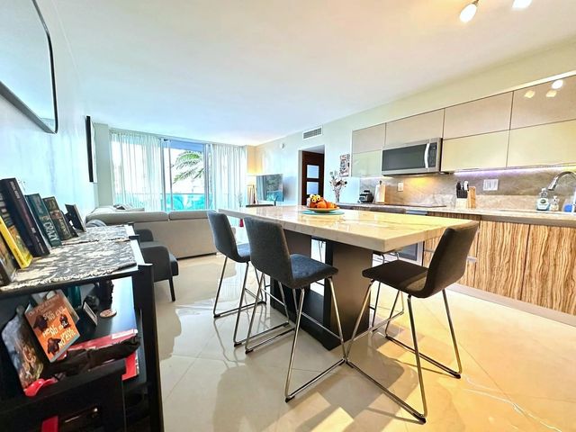 4001 S Ocean Drive #3h, Hollywood