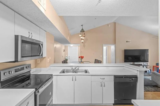 3874 Lyons Road #305-6, Coconut Creek