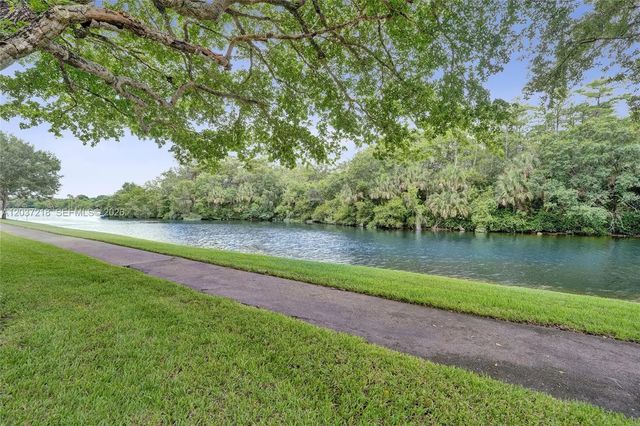 2908 S Carambola Circle S #106, Coconut Creek
