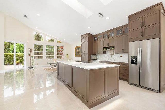 5 of 42 - 999 Lytham Court, West Palm Beach, FL
