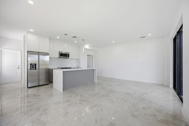 4 of 24 - 1542 Nw 1st Avenue, Pompano Beach, FL