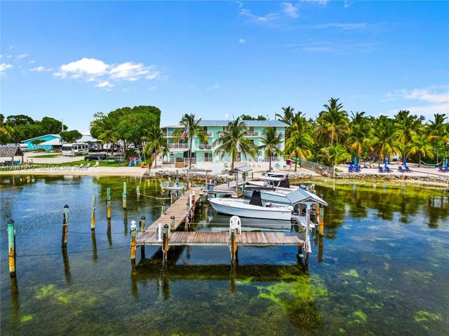 4 of 38 - 92550 Overseas Highway #214, Tavernier, FL