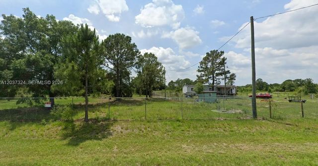 460 Horse Club Avenue, Clewiston