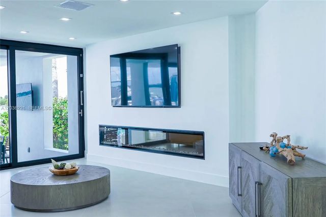 4 of 46 - 7720 Miami View Drive, North Bay Village, FL