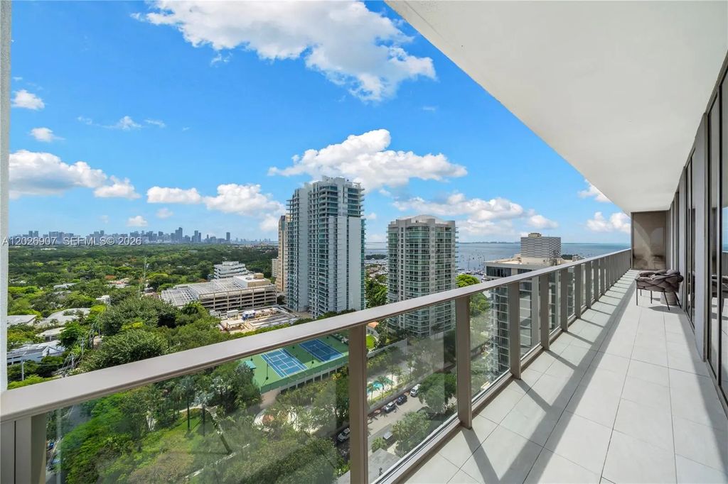 2678 Tigertail Avenue #1702, Miami