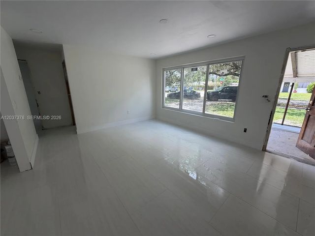 3 of 10 - 6570 Liberty Street, Hollywood, FL