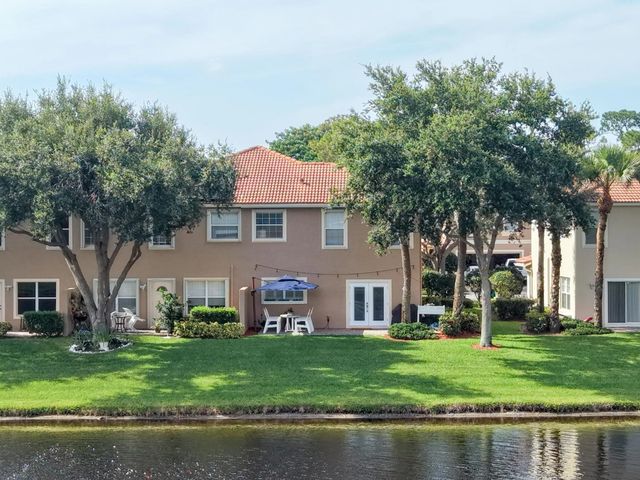 3 of 48 - 4302 Windmill Palm Way, Greenacres, FL