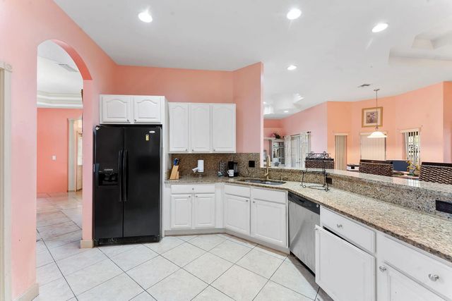 4 of 35 - 534 Sw Halifax Avenue, Port St. Lucie, FL