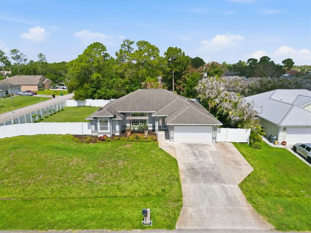 2 of 70 - 102 Nw Peach Street, Port St. Lucie, FL