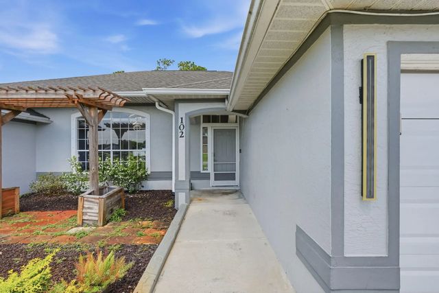 3 of 70 - 102 Nw Peach Street, Port St. Lucie, FL