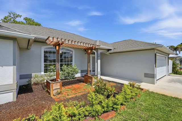 4 of 70 - 102 Nw Peach Street, Port St. Lucie, FL