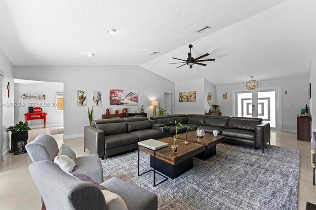 8211 Nw 52nd Court, Lauderhill