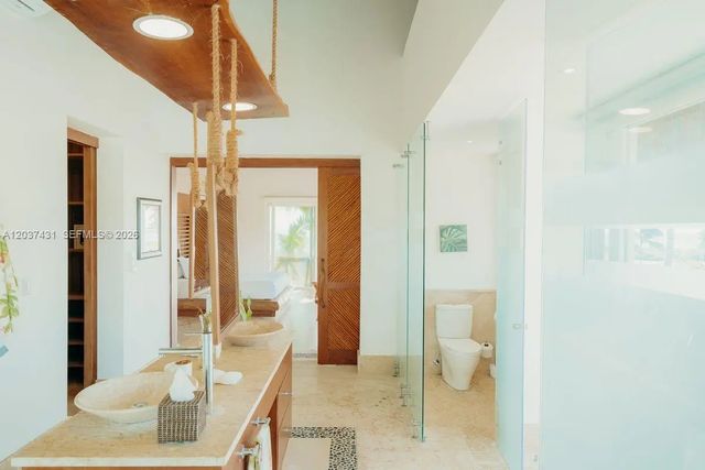 4 of 15 - 0 Caleton Estate, , FL