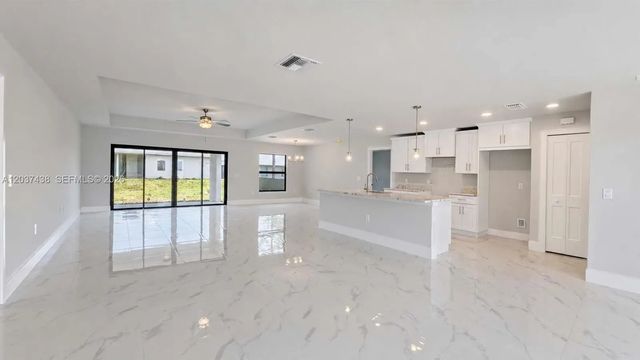 5 of 43 - 3205 12th Street Sw, Lehigh Acres, FL