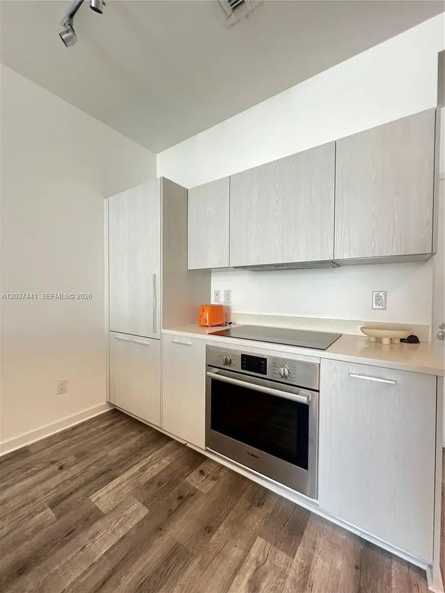 2 of 36 - 501 Ne 31st Street #202, Miami, FL