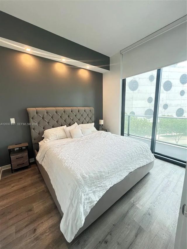 4 of 36 - 501 Ne 31st Street #202, Miami, FL