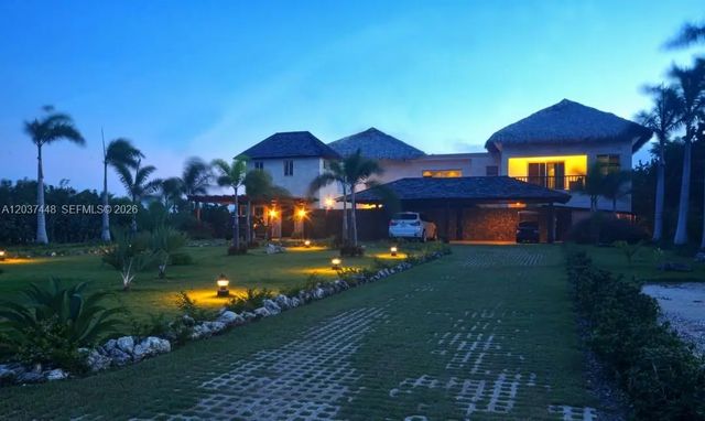 3 of 11 - 0 Punta Espada, , 