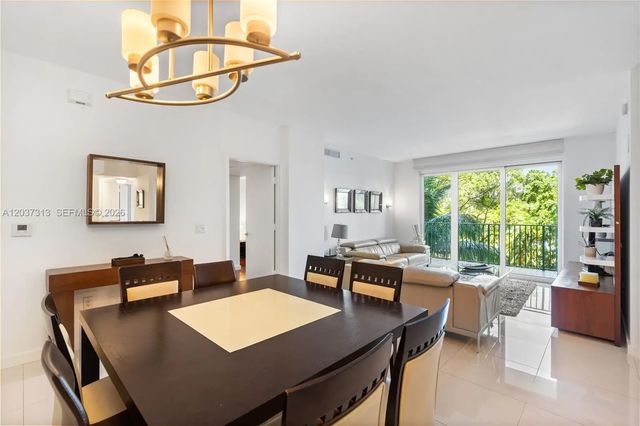 4 of 53 - 20000 E Country Club Drive #306, Aventura, FL