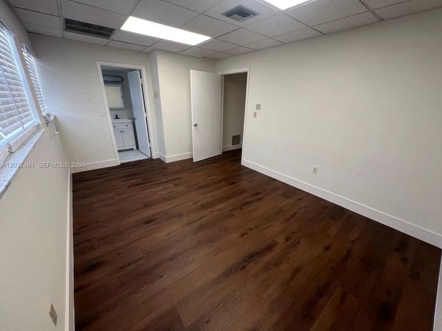 5 of 9 - 145 Madeira Avenue #202, Coral Gables, FL