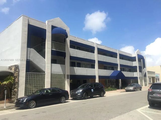 145 Madeira Avenue #202, Coral Gables