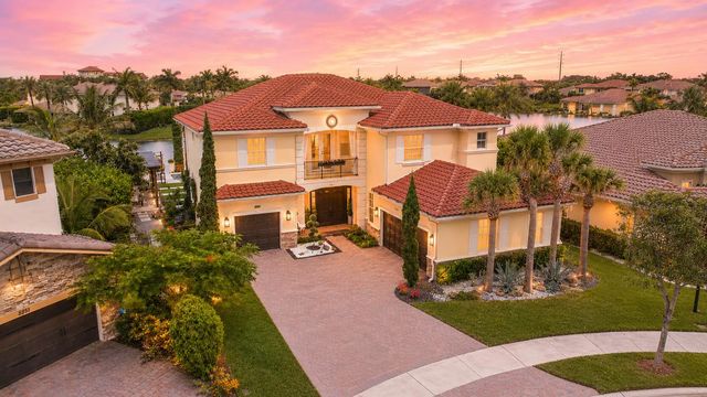 8861 Edgewater Place, Parkland