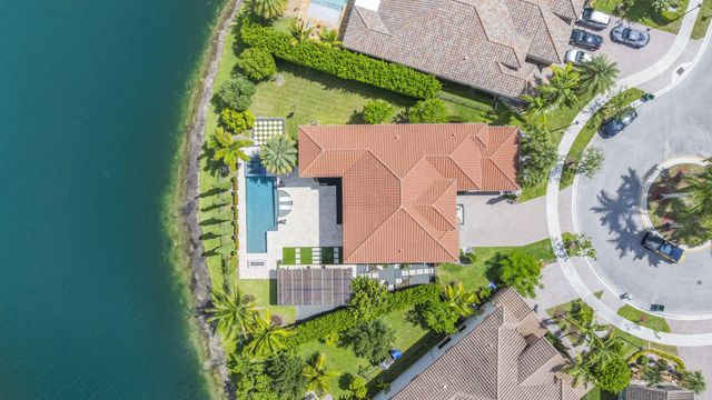 4 of 58 - 8861 Edgewater Place, Parkland, FL