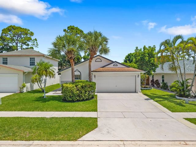 6196 Azalea Circle, West Palm Beach