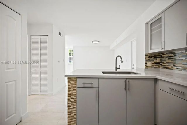 4 of 48 - 4420 Nw 107th Avenue #107, Doral, FL