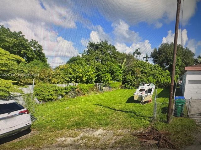1449 Nw 68th Terrace, Miami