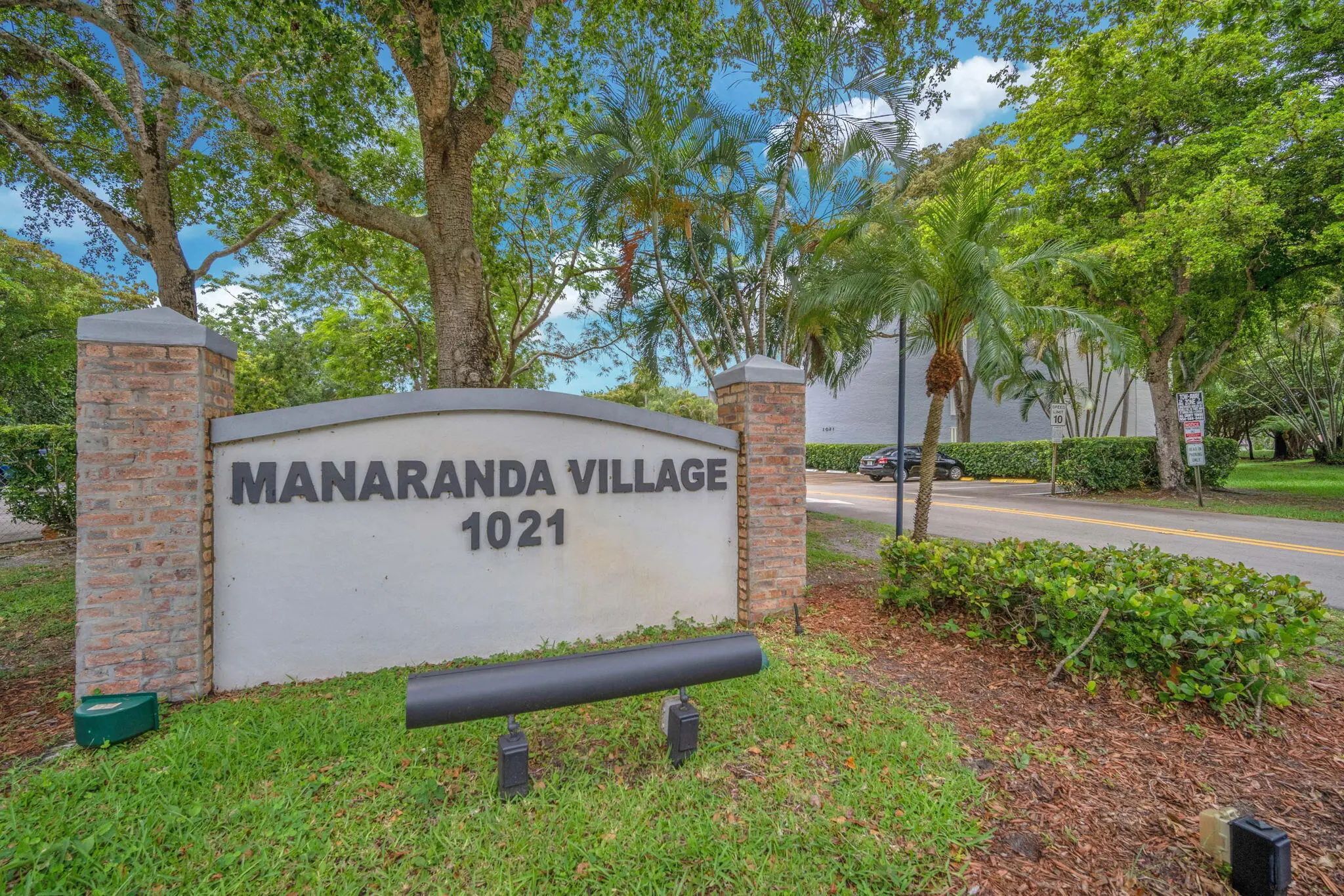 1021 Mockingbird Lane #303, Plantation