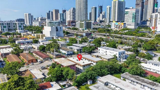 2 of 49 - 450 Sw 9th Street, Miami, FL