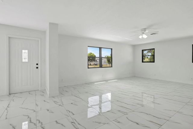 4 of 27 - 3060 Ne 12th Avenue, Pompano Beach, FL