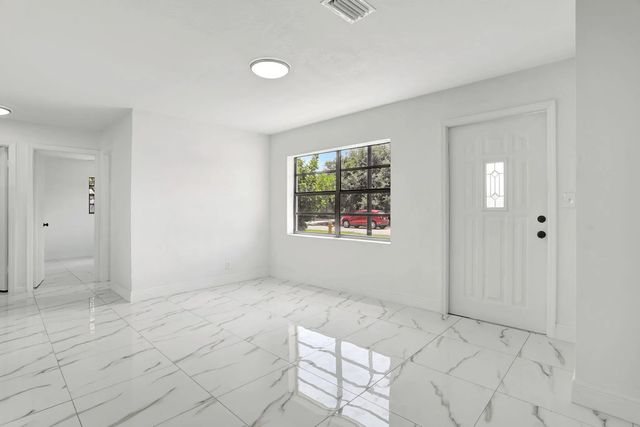 5 of 27 - 3060 Ne 12th Avenue, Pompano Beach, FL