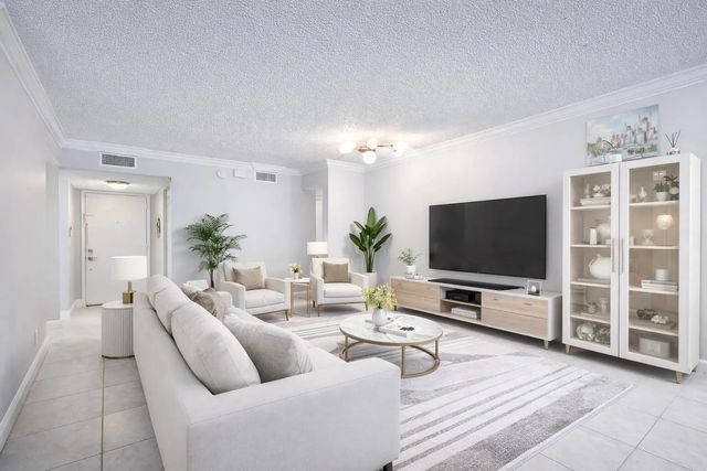 5 of 80 - 11262 Green Lake Drive #204, Boynton Beach, FL