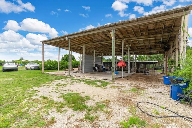 5 of 32 - 20304 Sw 186th Street, Miami, FL