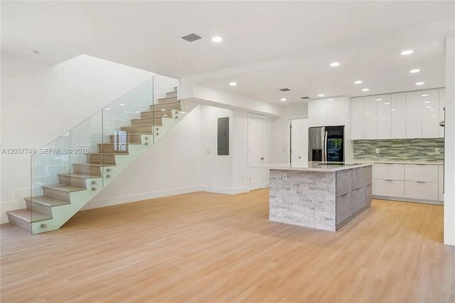 3 of 42 - 17 Coral Way, Key Largo, FL
