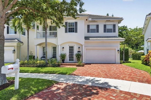 4 of 63 - 2021 Sw 14th Terrace, Fort Lauderdale, FL