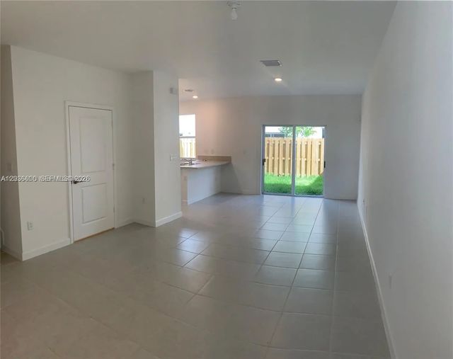 3 of 5 - 2684 Se 12 Street, Homestead, FL