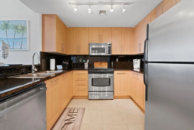 5 of 44 - 511 Se 5 Avenue #1409, Fort Lauderdale, FL
