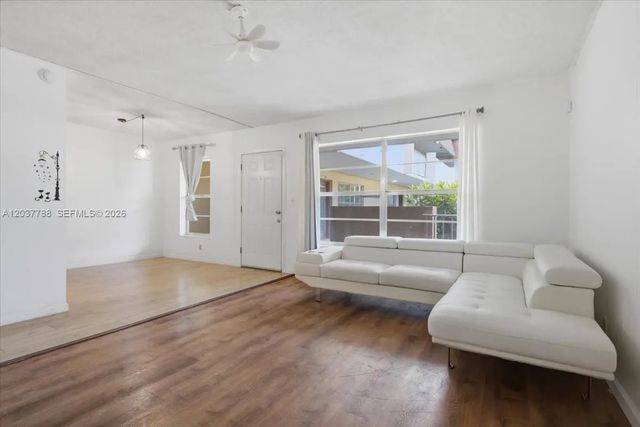 4 of 22 - 3071 Nw 47th Terrace #227, Lauderdale Lakes, FL