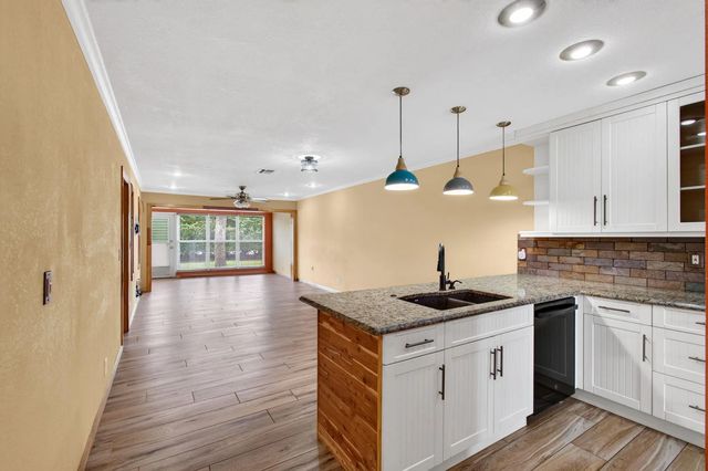 4 of 51 - 2830 Sw 15th Street #6-a, Delray Beach, FL