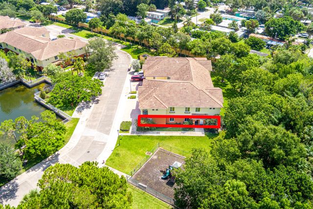 4 of 37 - 58 Se Palermo Court #104, Stuart, FL