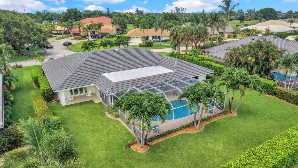 341 Glenbrook Drive, Atlantis