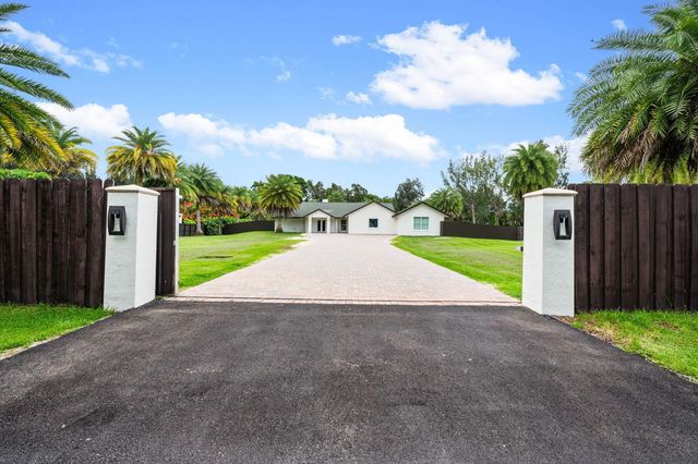 5700 Sw 196th Lane, Southwest Ranches