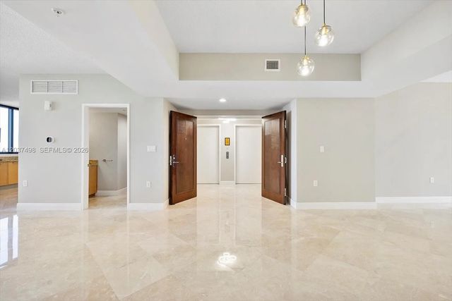 4 of 33 - 16275 Collins Avenue #502, Sunny Isles Beach, FL